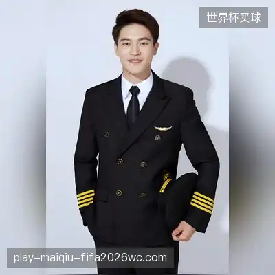 万茜